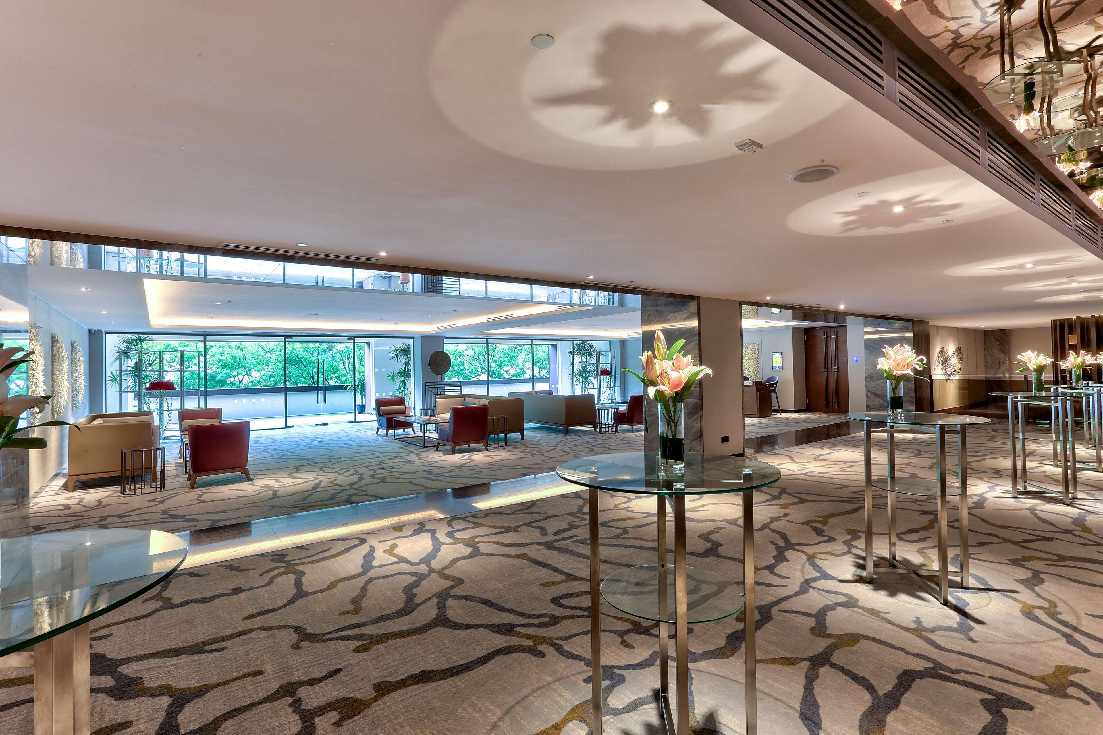 Hilton Kota Kinabalu Hotel Exterior foto Lobby
